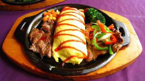 美食蛋包饭图片 高清美食图片分享