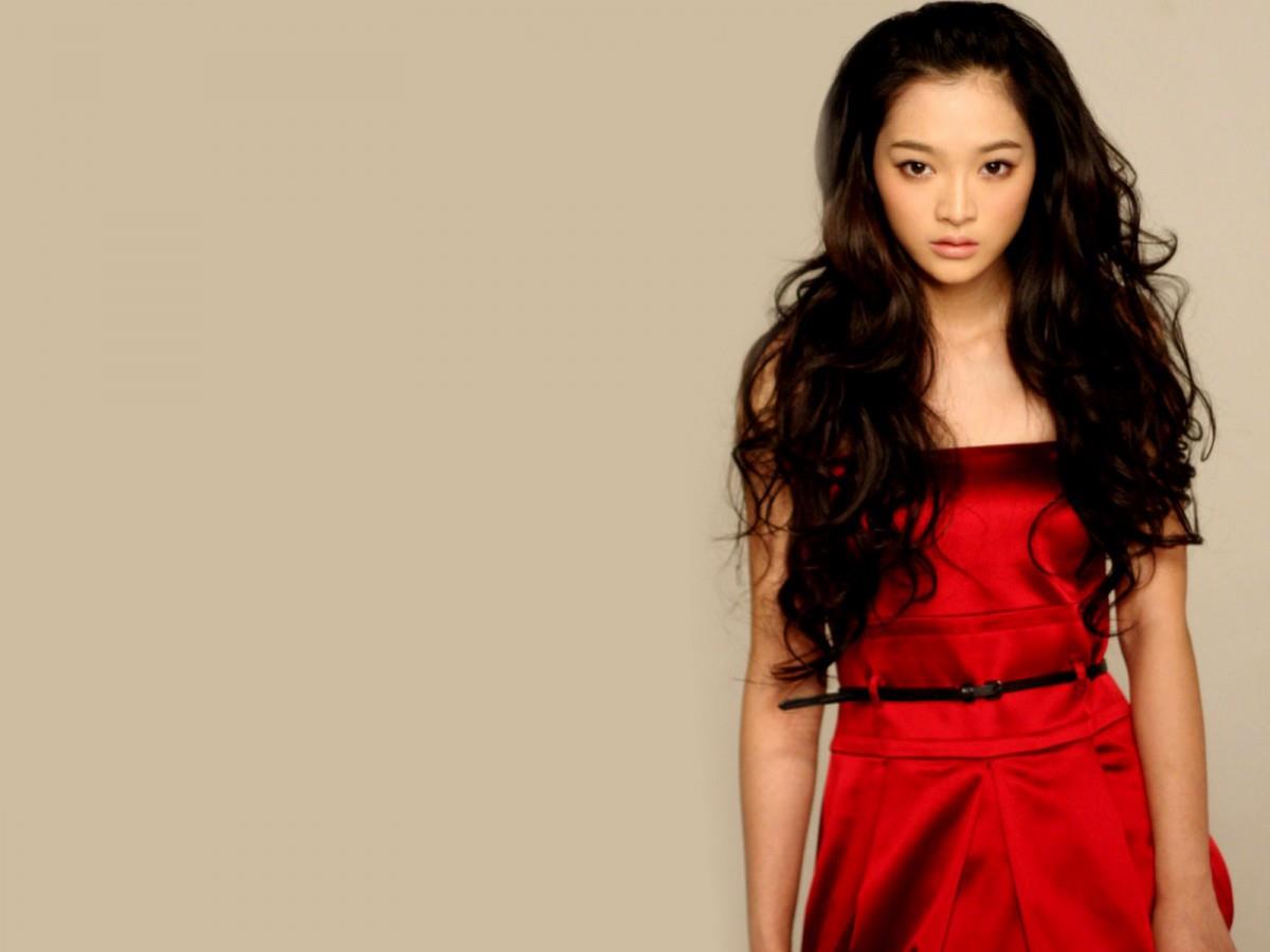 清纯美女何琢言图片