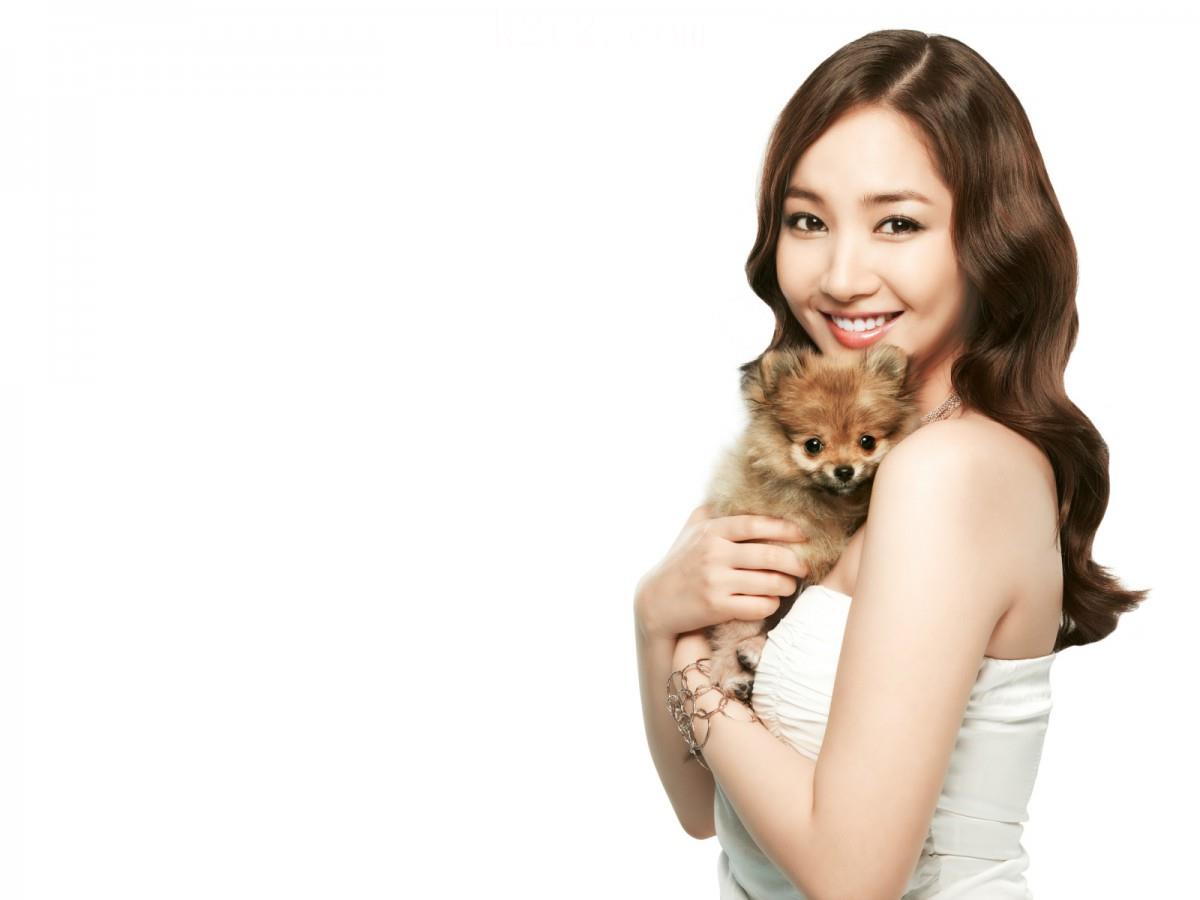 韩国明星朴敏英图片