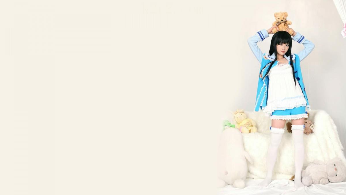 可爱的长发美女图片大全