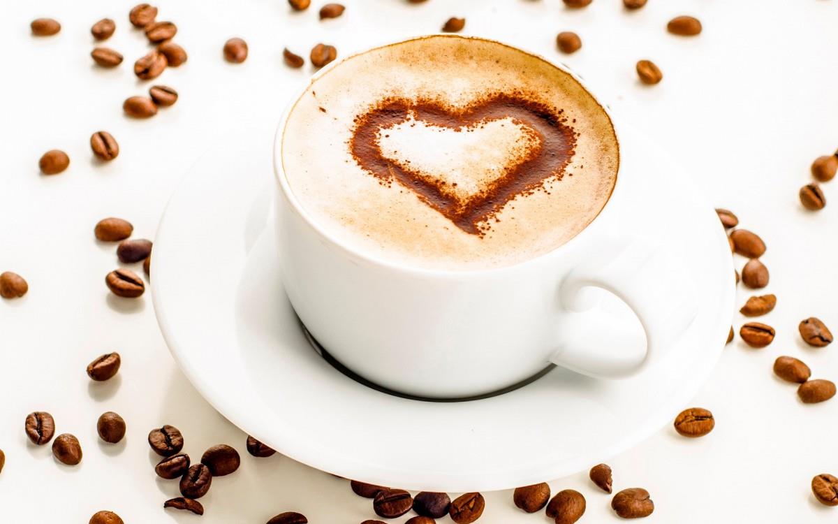 情侣心形图案咖啡图片大全
