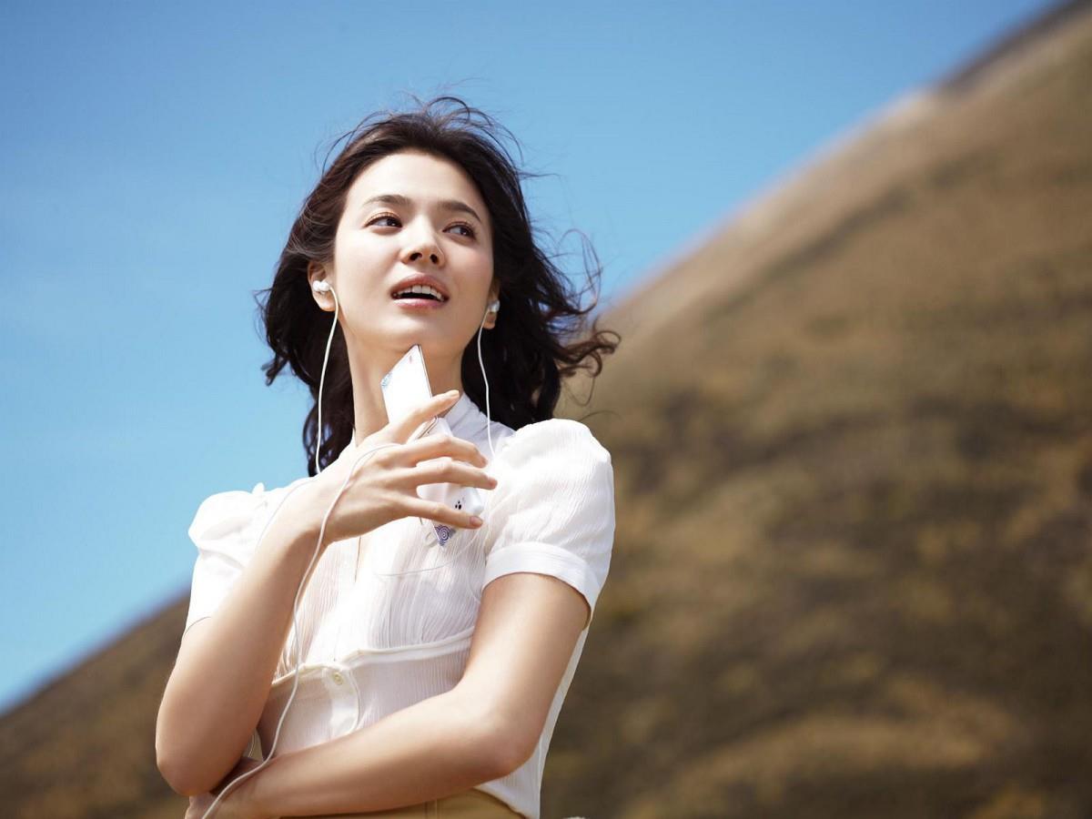 韩国美女明星宋慧乔图片