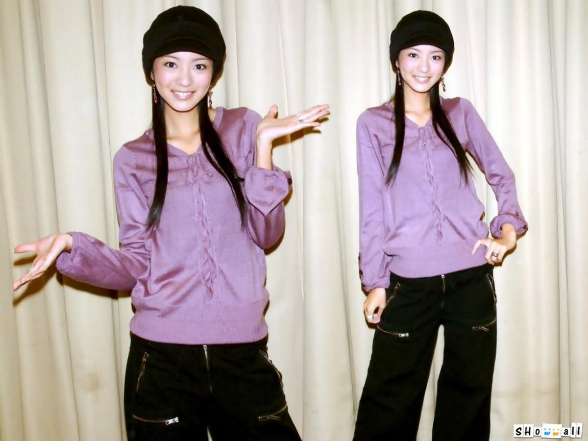 安以轩高清图片