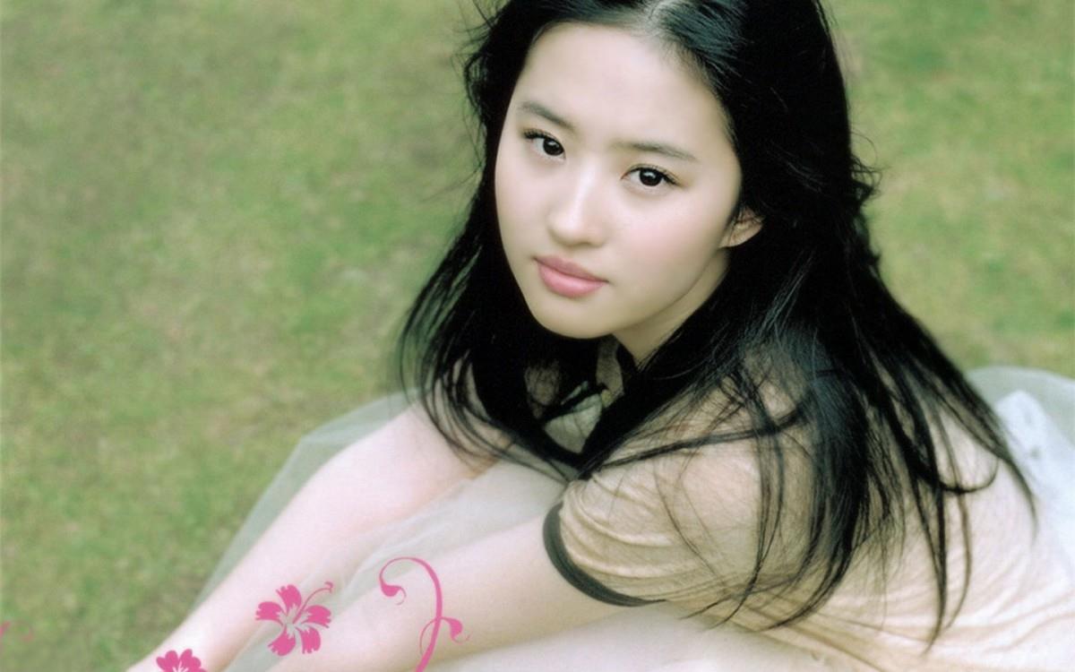 清纯美女刘亦菲图片