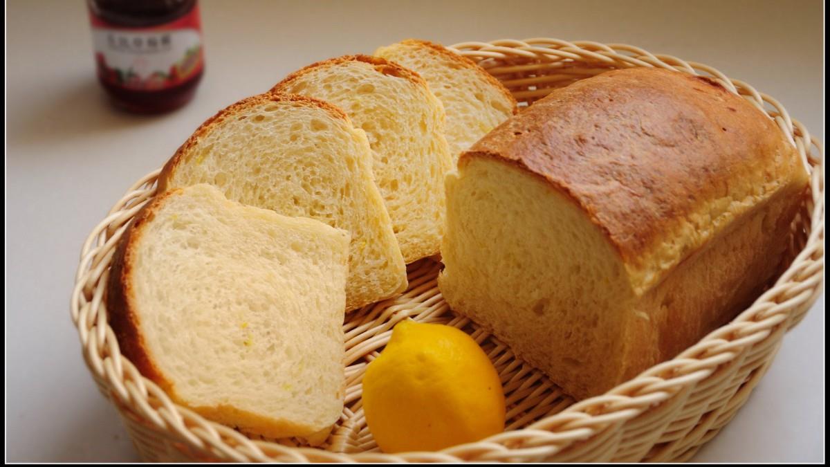 吐司面包图片