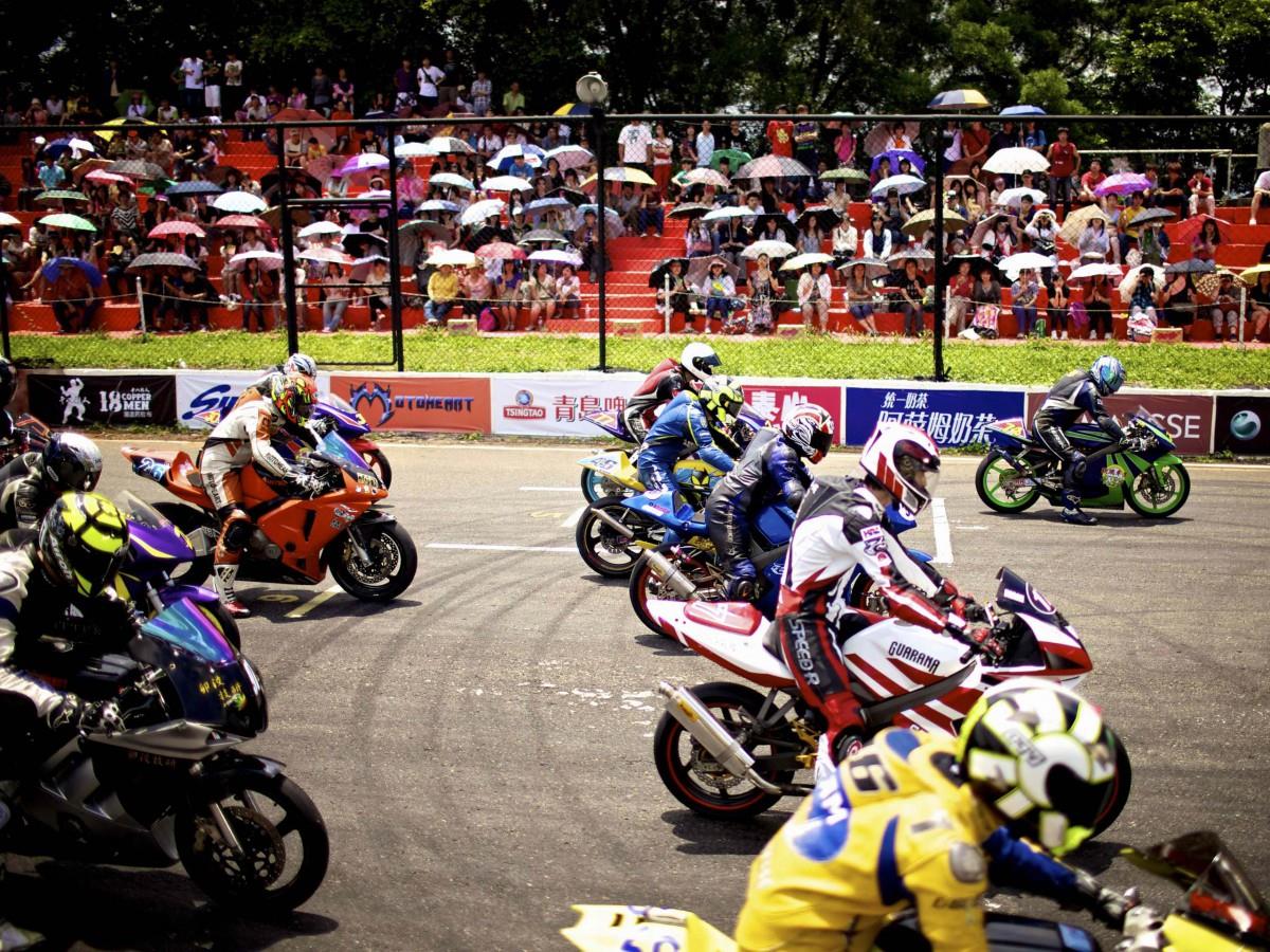 新天生一对影视图片