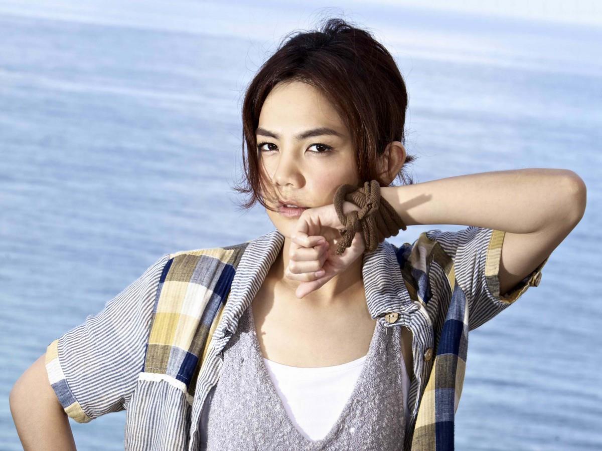 新天生一对影视图片