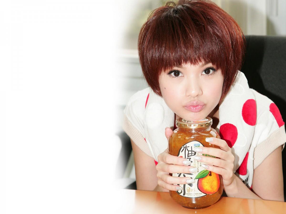 可爱教主杨丞琳图片大全