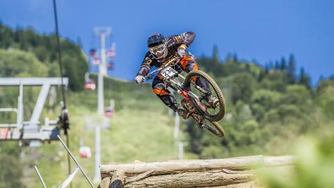 山地自行车赛图片大全