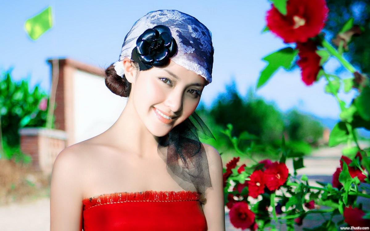 粉红公主卢思思图片大全