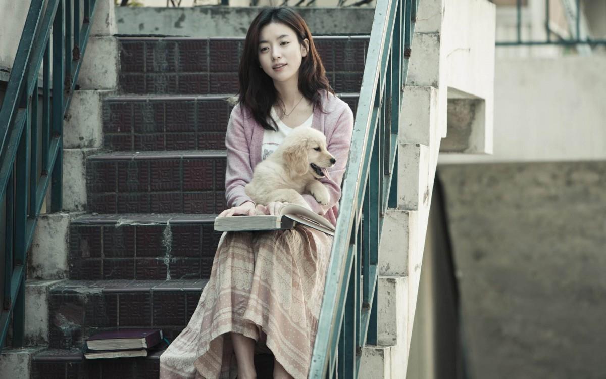 人与动物友好图片大全