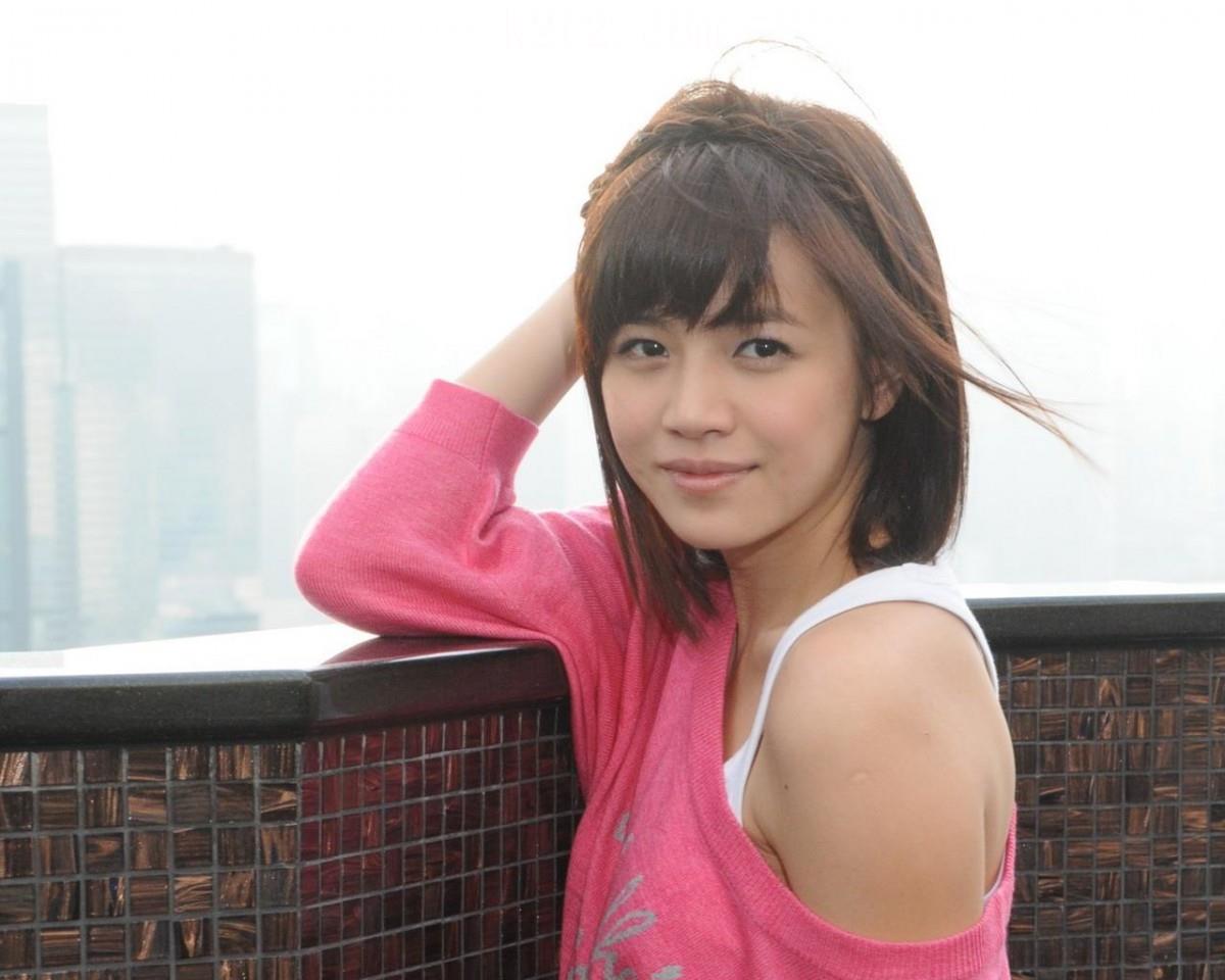台湾女星陈妍希图片
