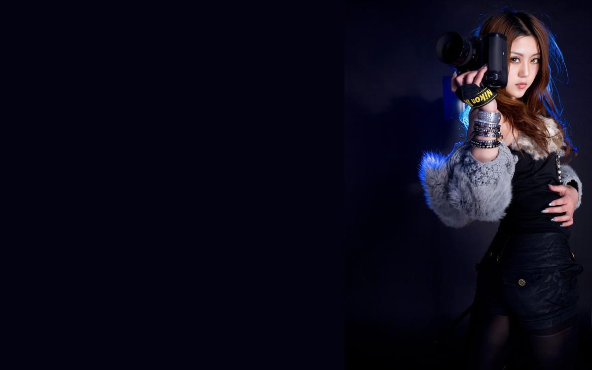 相机少女摄影图片