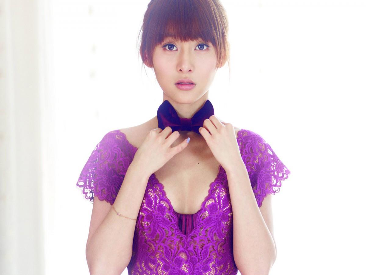 内地演员贾青图片