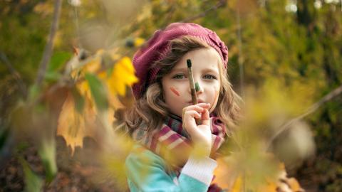 秋天的儿童图片