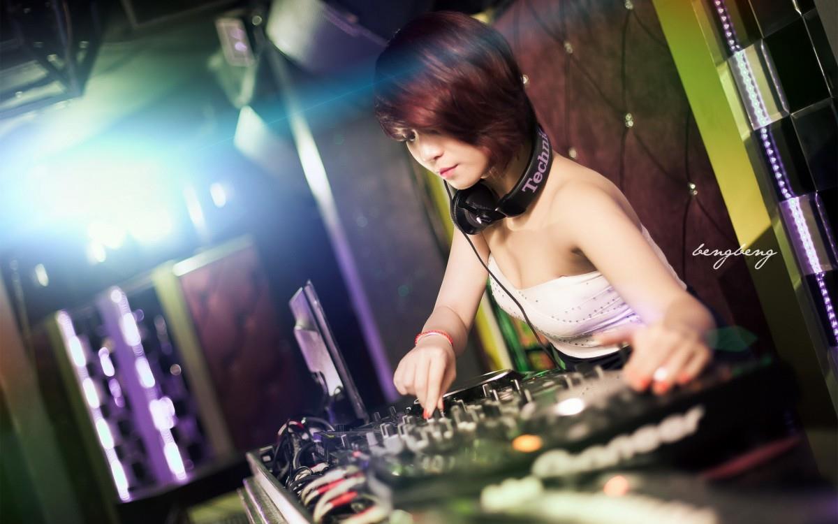 音乐梦想女孩图片大全