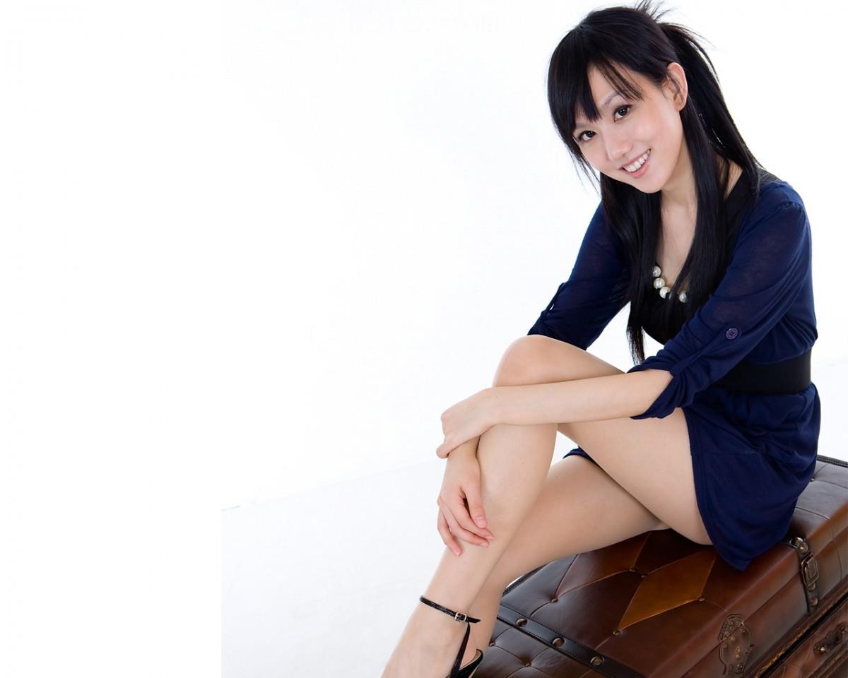 韩国女歌手SARA图片第一辑