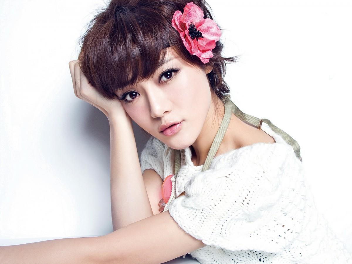 内地演员邓家佳高清图片