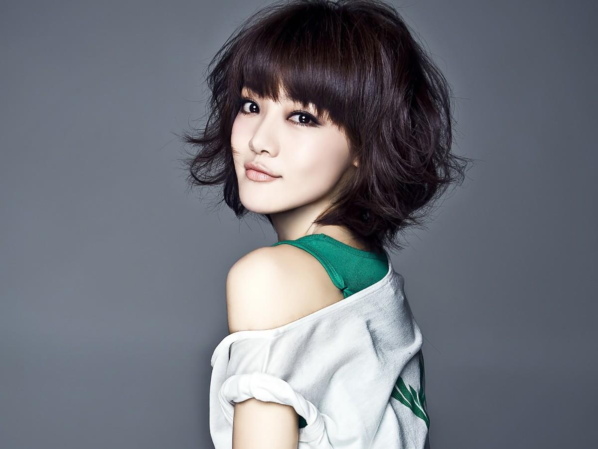 内地演员邓家佳高清图片