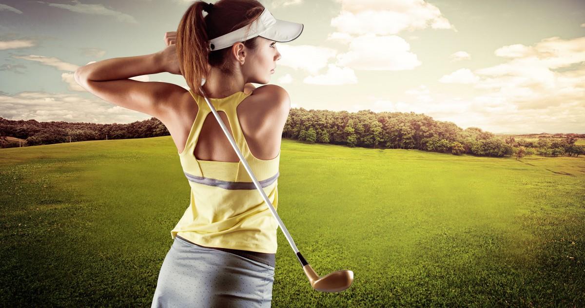 草地美女高尔夫球运动图片