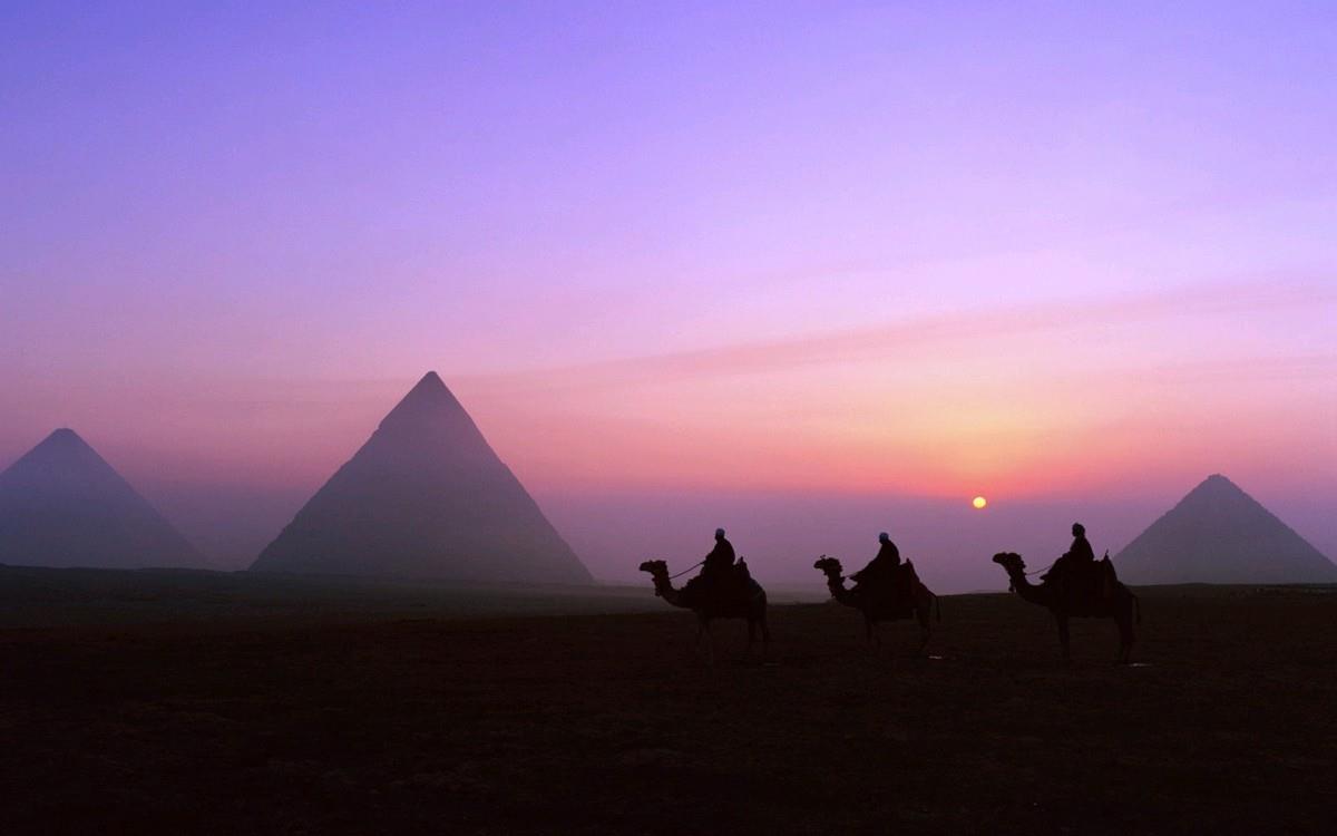 埃及法老和金字塔图片