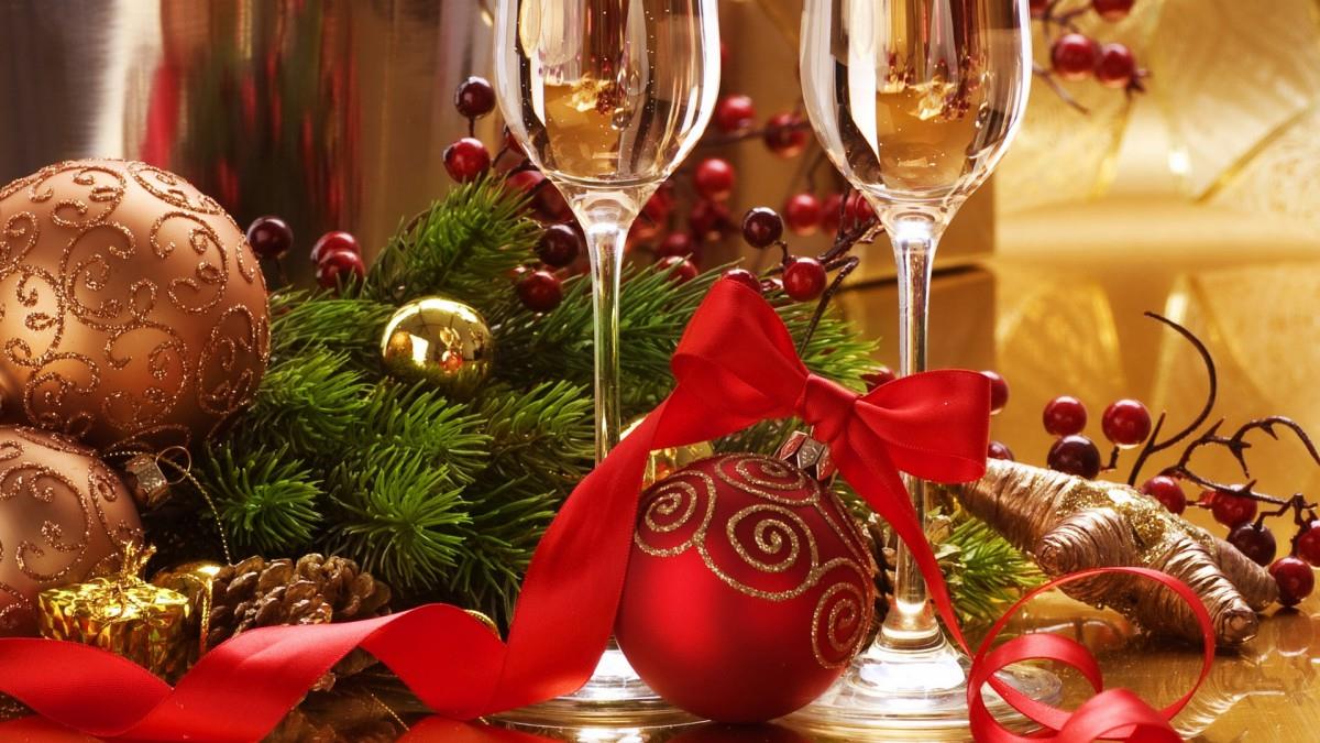 节日庆祝香槟美酒图片