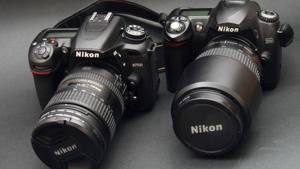 高清尼康品牌单反相机图片