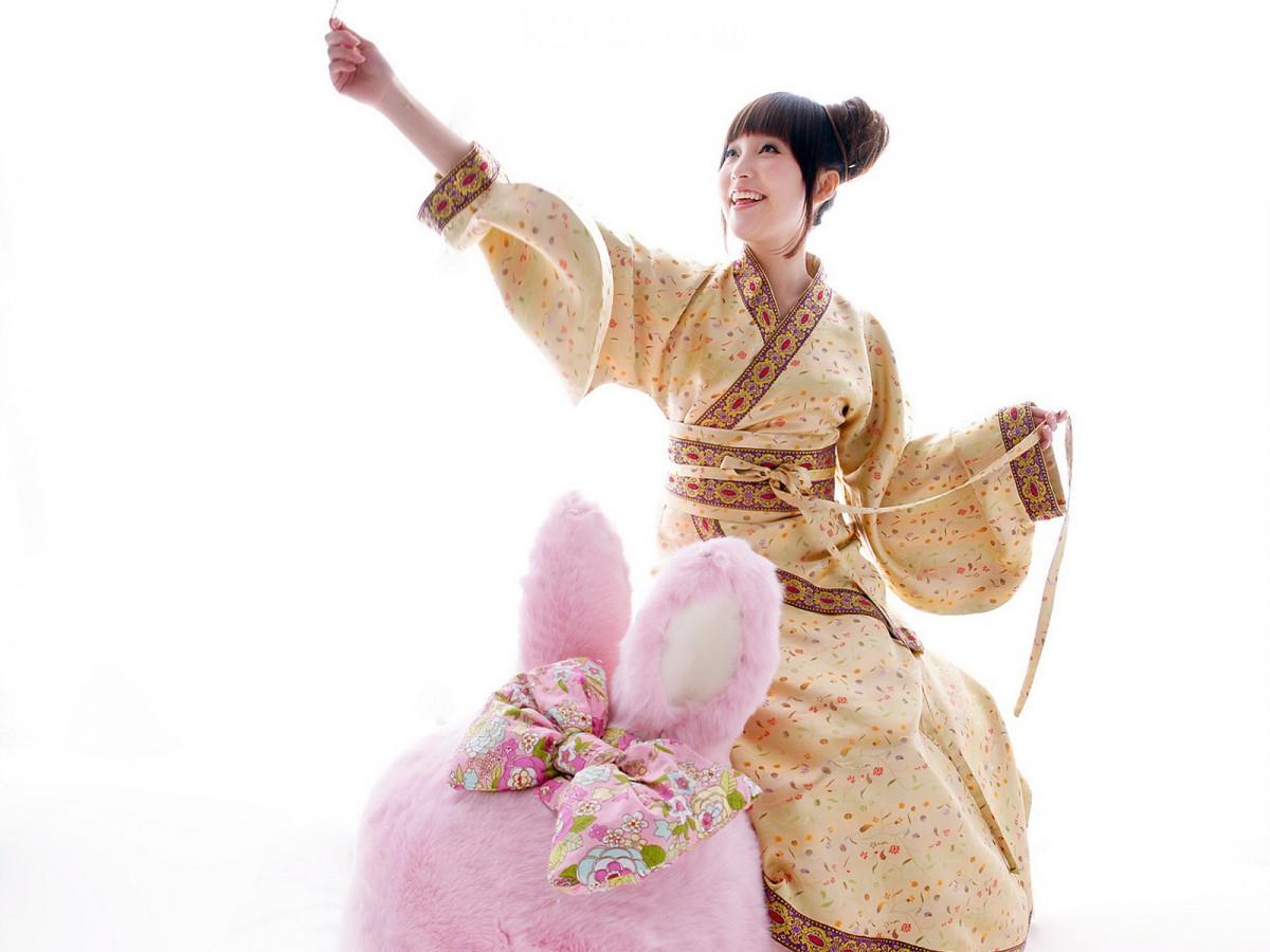 金莎兔年兔女郎图片