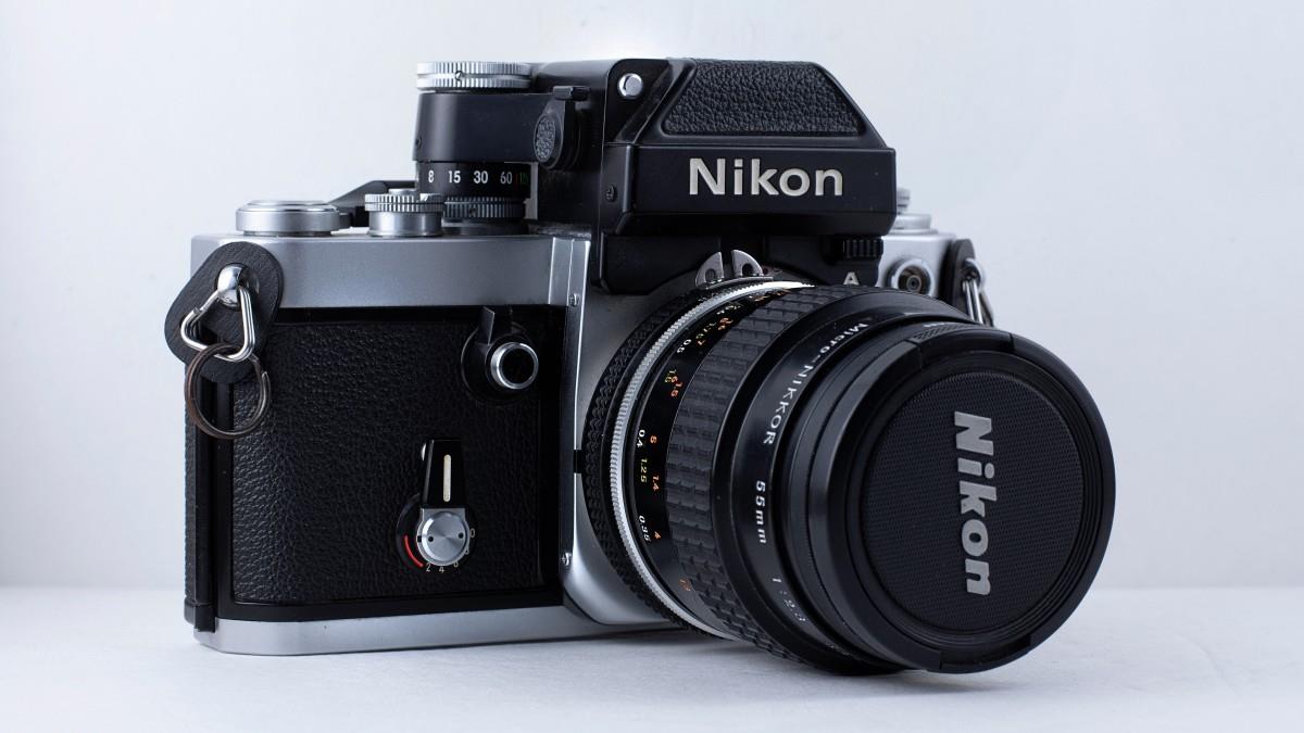 高清尼康品牌单反相机图片