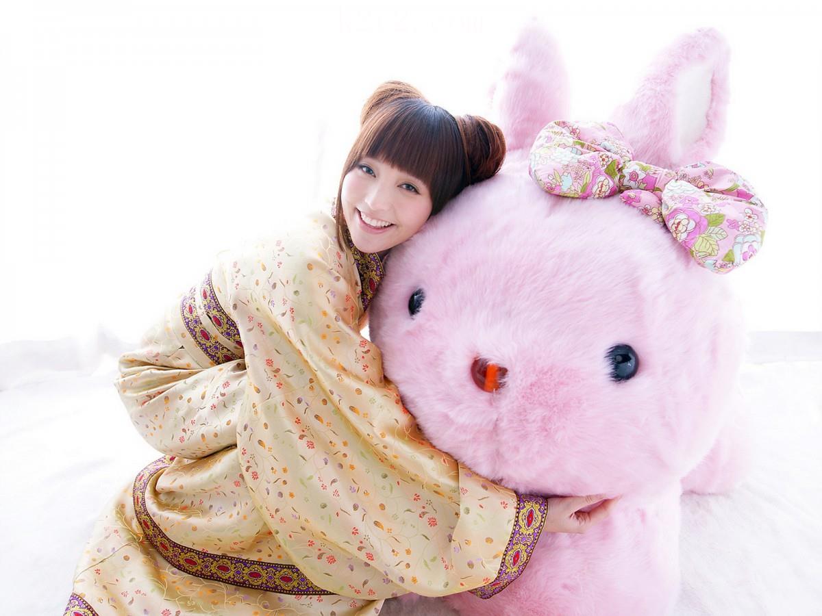 金莎兔年兔女郎图片