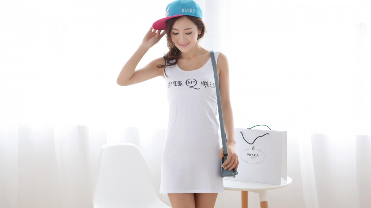 5k夏装美女模特图片