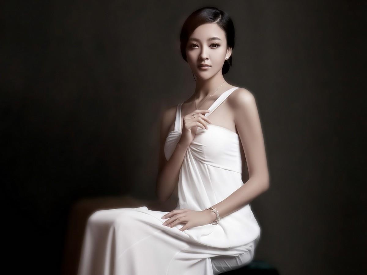 刘雨欣(蜜桃yoyo)图片