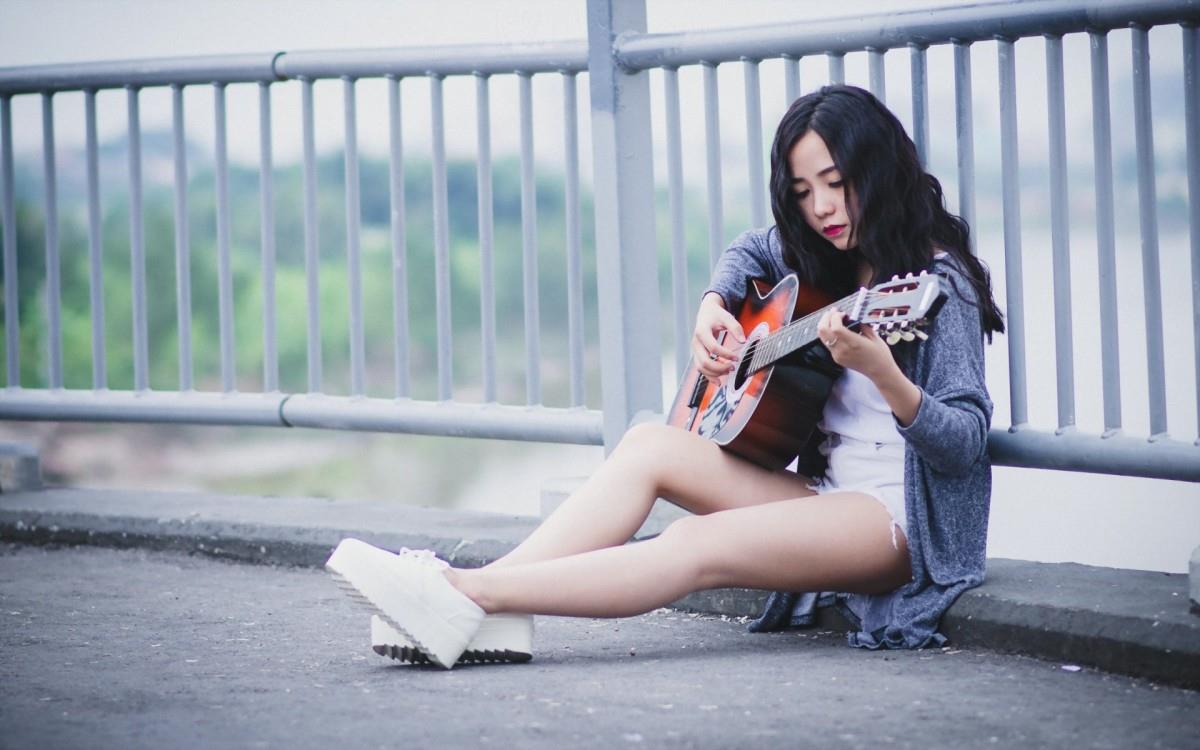 吉他音乐美女图片
