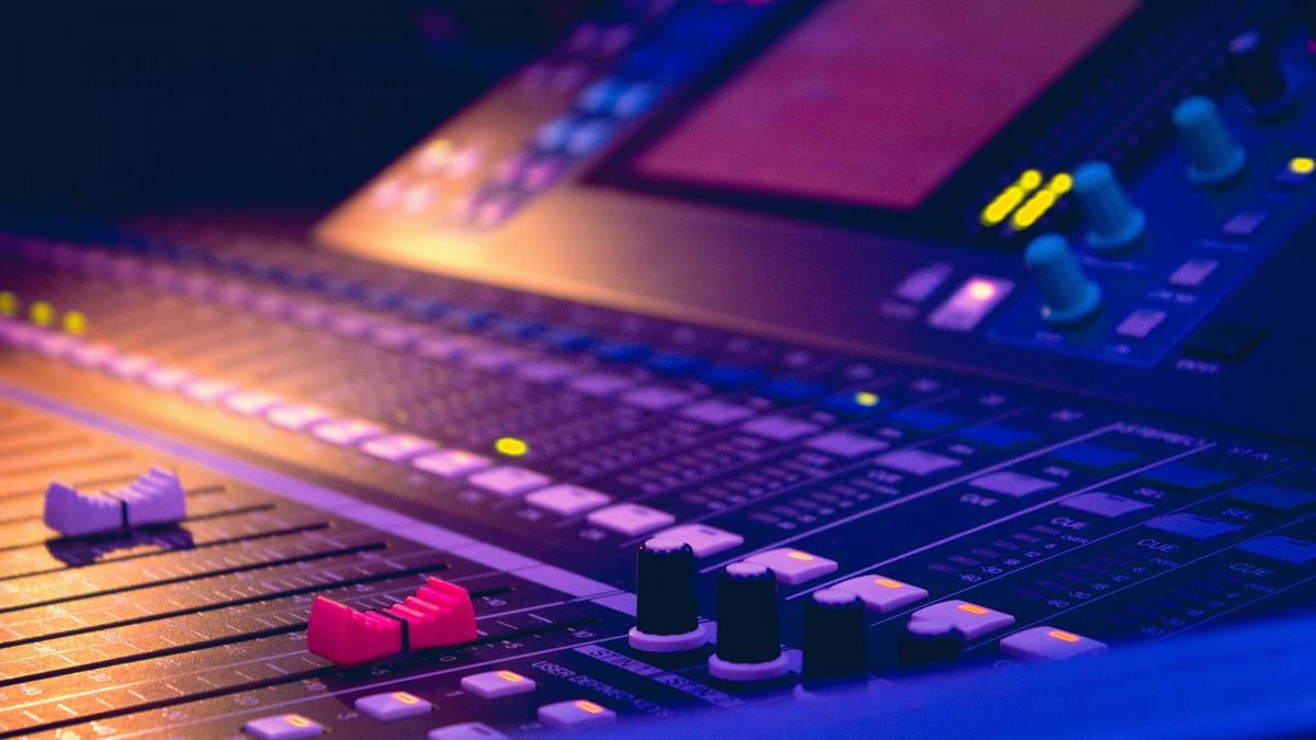 高清调音台图片大全