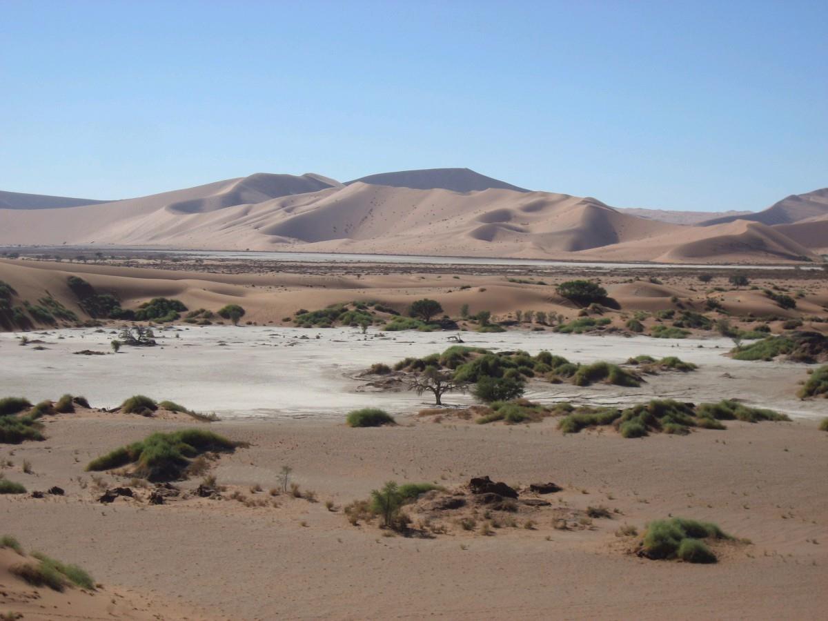 超高清沙漠戈壁风景图片