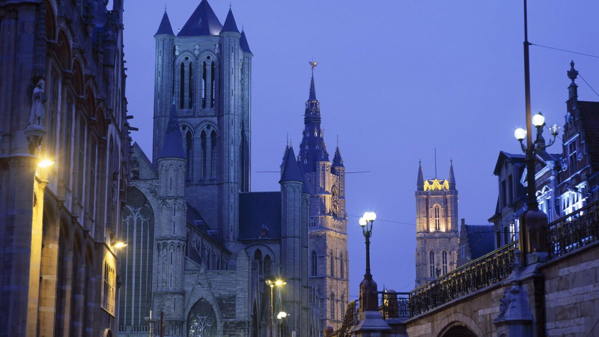 星光璀璨的城市夜景