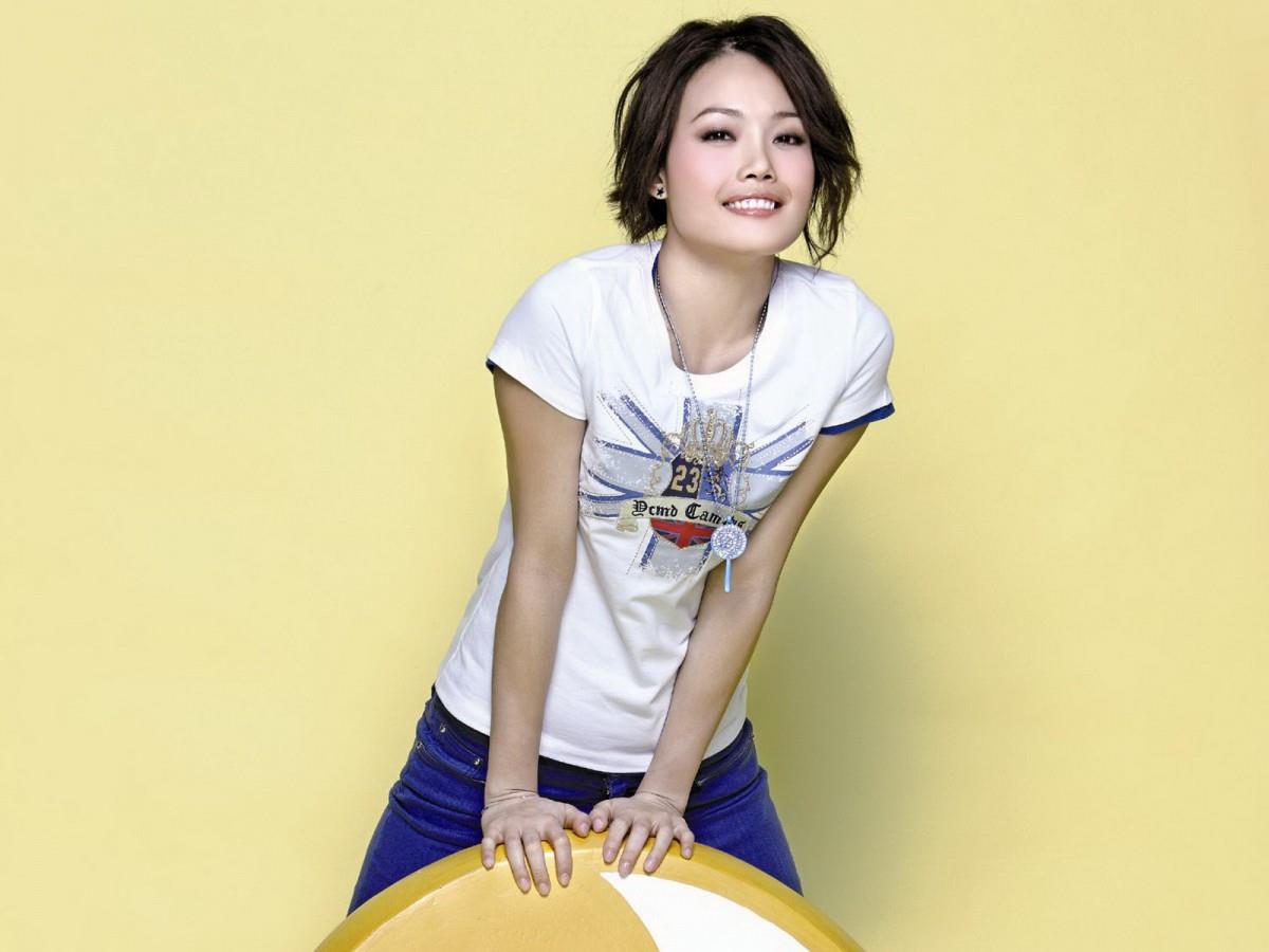 华语流行乐女歌手容祖儿图片