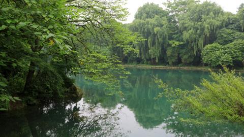 旅游渡假胜地花溪公园图片