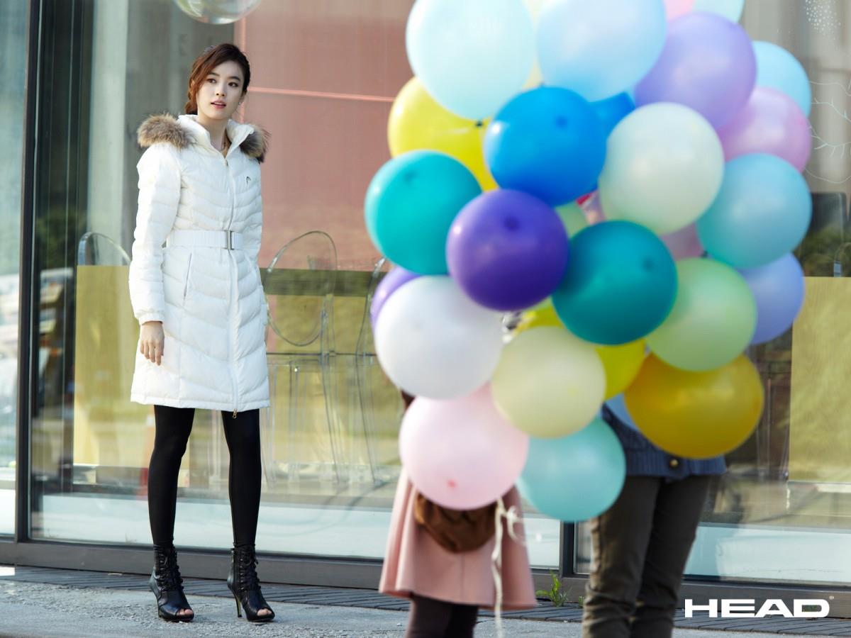 韩国女星韩孝珠图片