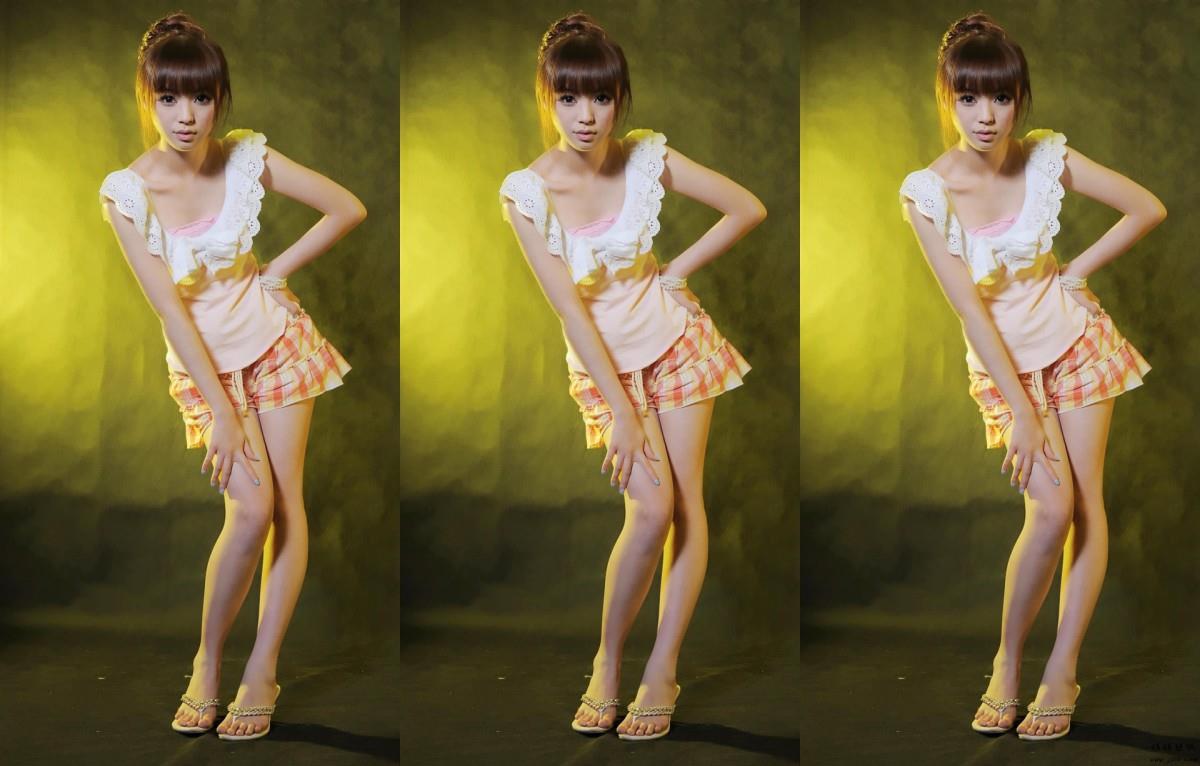 清纯美女黄诗思图片