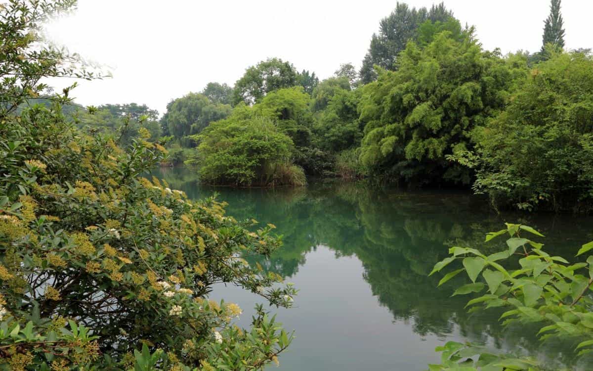 旅游渡假胜地花溪公园图片