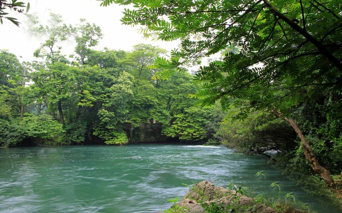 旅游渡假胜地花溪公园图片