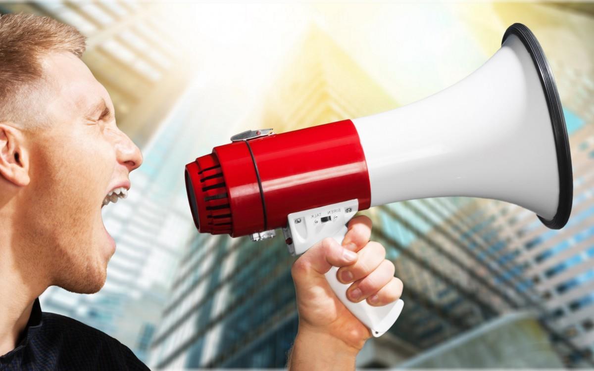 手持扩音喇叭图片