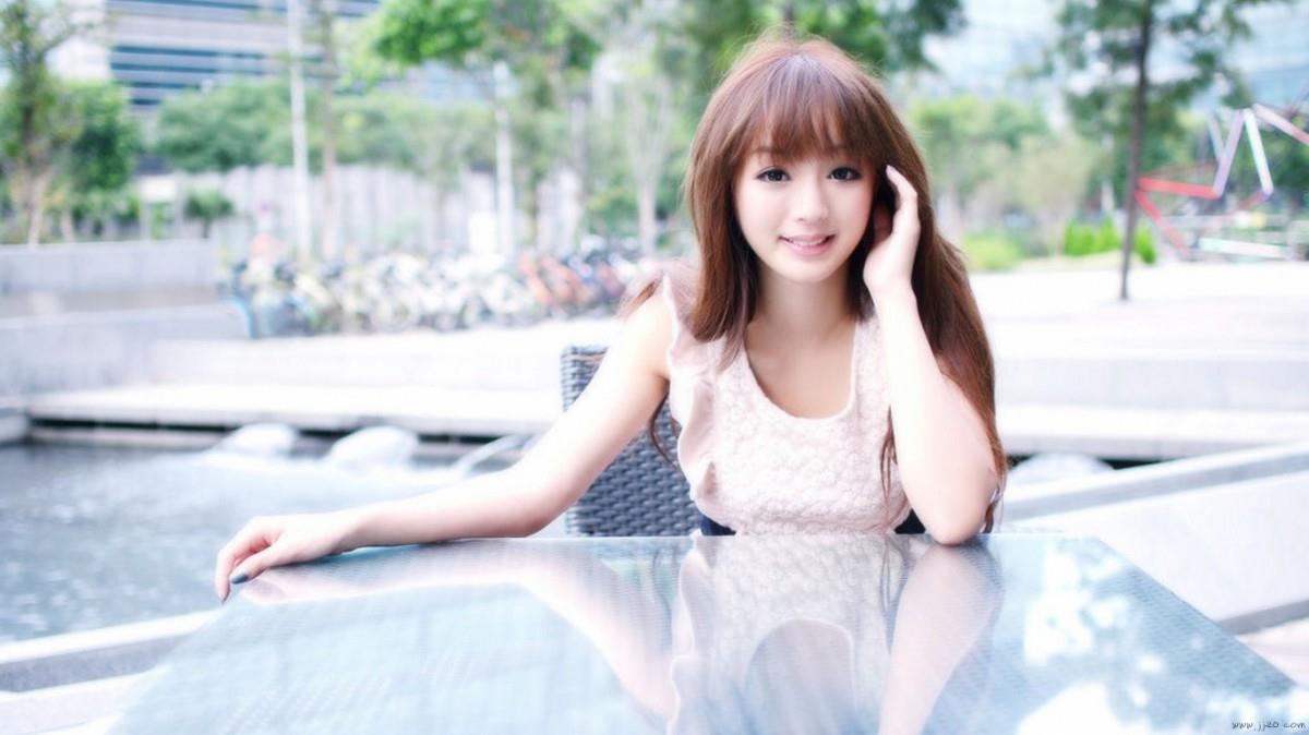 青春靓丽美女黄诗思图片