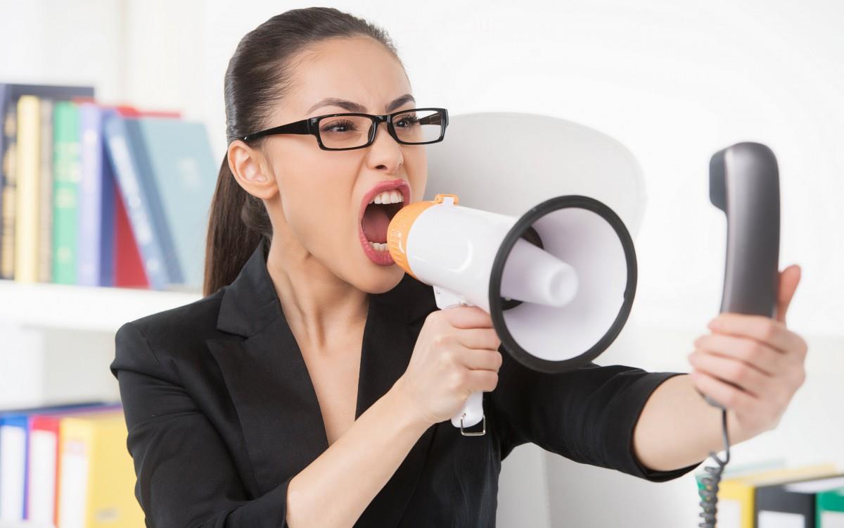 手持扩音喇叭图片