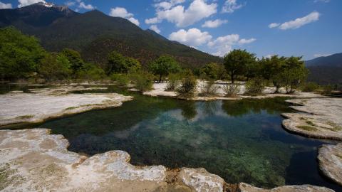 白水台天然美景图片
