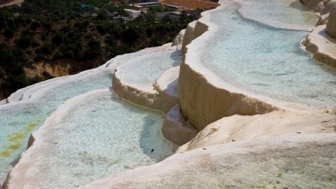 白水台天然美景图片