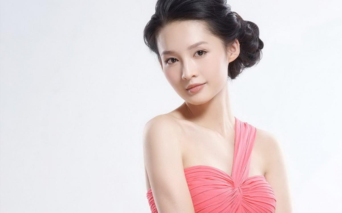 李沁美女头像图片