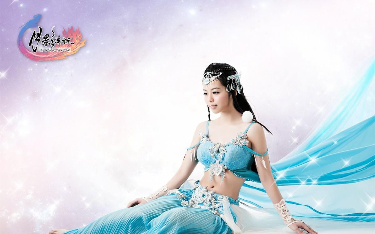 月影传说纳兰真cos图片