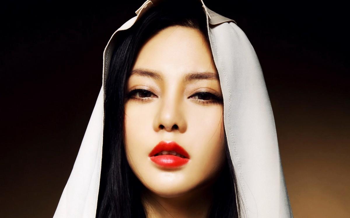 模特冯雨芝图片